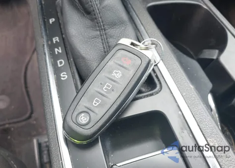 2019 Ford Escape Se z USA, uszkodzony, nr VIN 1FMCU9GDXKUA75455